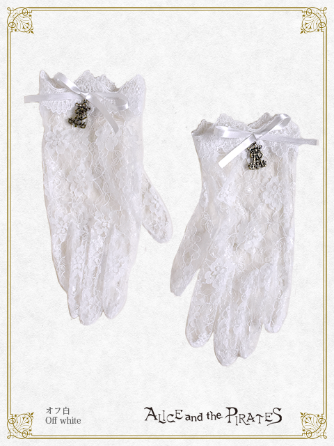 baby lace gloves