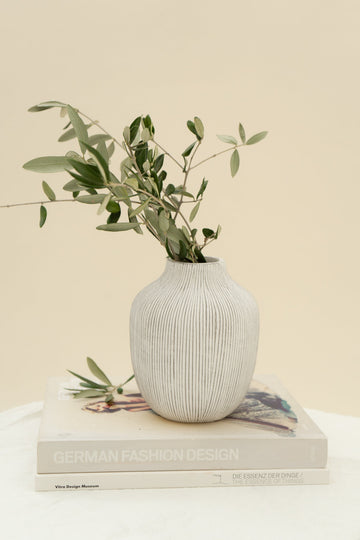 Vase LOUI mit Struktur - Wild DaisyInterior