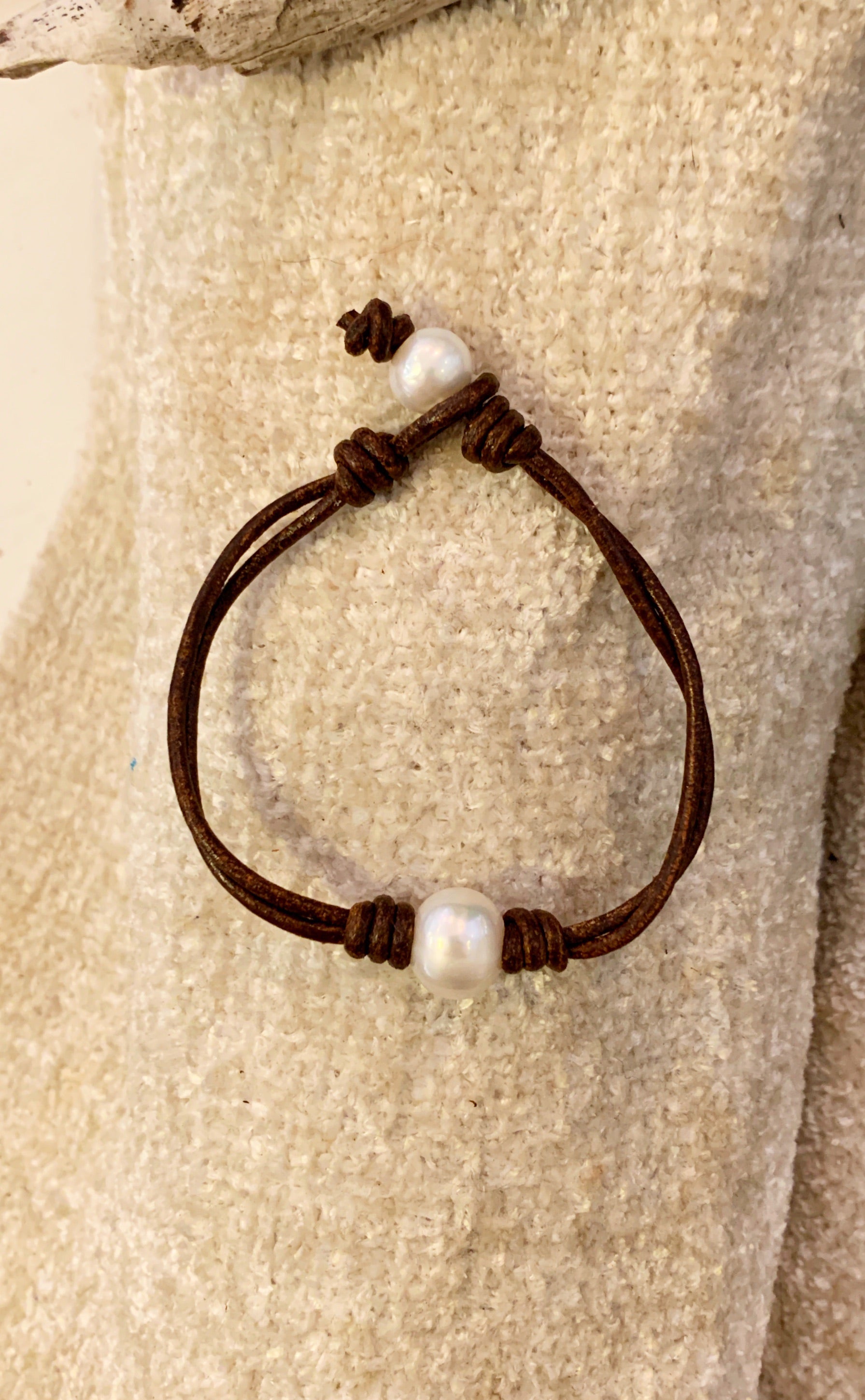 The Single Pearl Bracelet