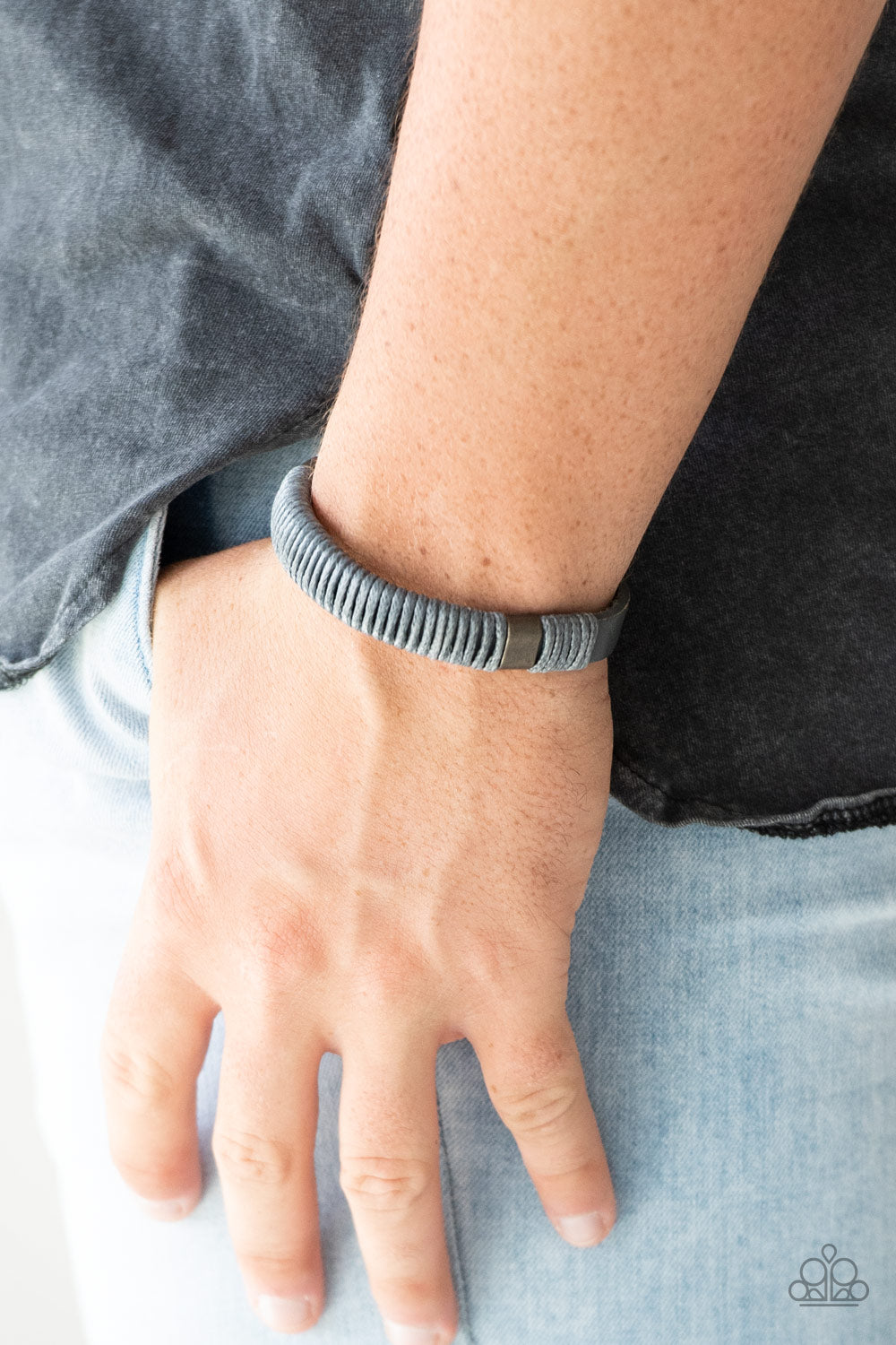 What Happens On The Road... Gray ✧ Urban Wrap