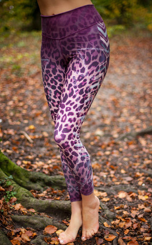 Instinct Scrunch Bum Leggings - Leopard Black - Ryderwear