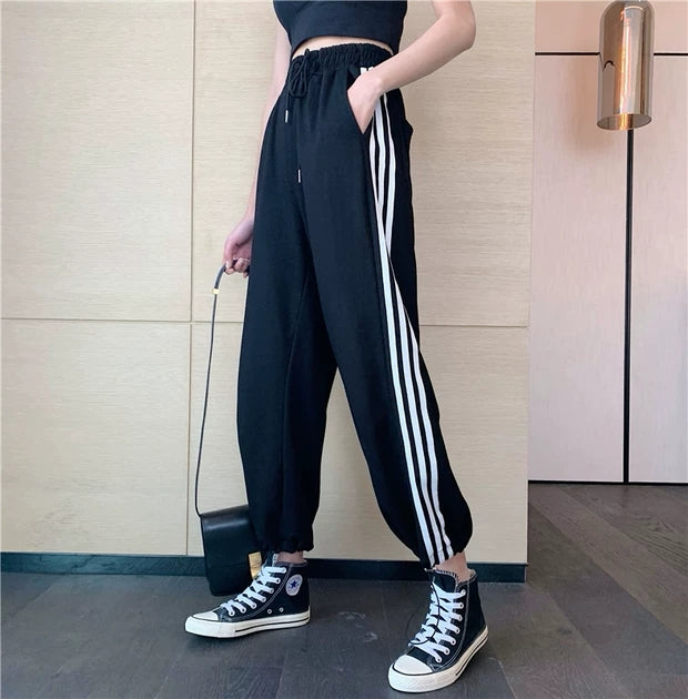 pants with vertical lines