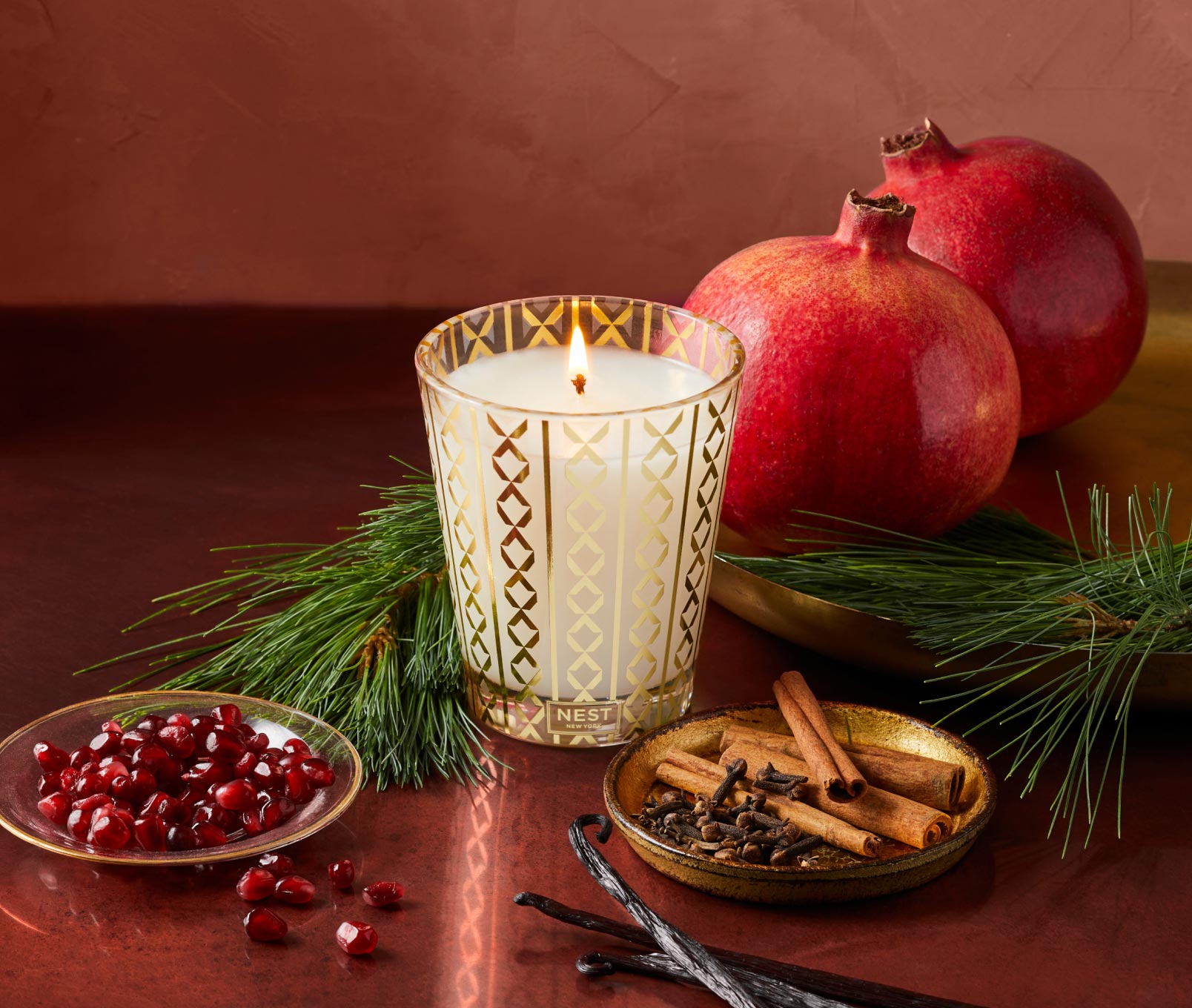 Nest Holiday - Classic Candle 8.1oz