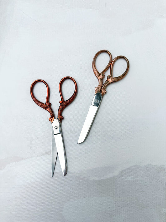 Herrnalise Home Deacor on Sale Type Retro Scissors Beauty Scissors Retro Small  Scissors All Steel Scissors 