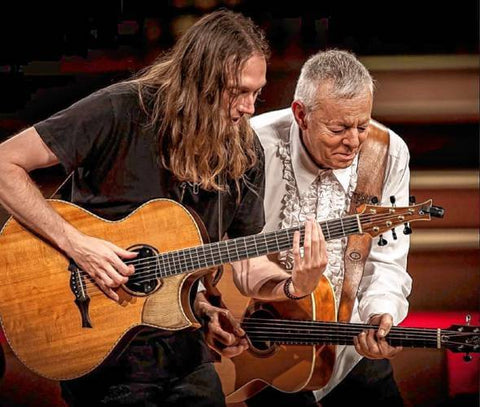 Acoustic Maestros Mike Dawes and Tommy Emmanuel Conquer Live TV Jam with Unplanned Tuning Mishap