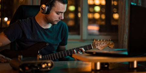 5 Expert Tips for Recording Guitars at Home