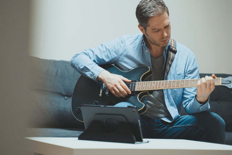 Learn how to choose the Best Guitar Teacher