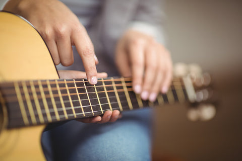 12 Sure shot ways to learn Guitar fast