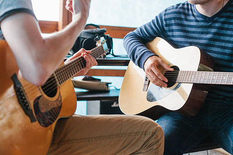 12 Sure shot ways to learn Guitar fast