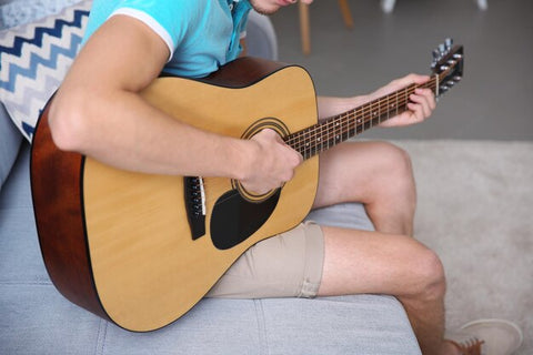 12 Easiest Songs to Play on Guitar for Beginners