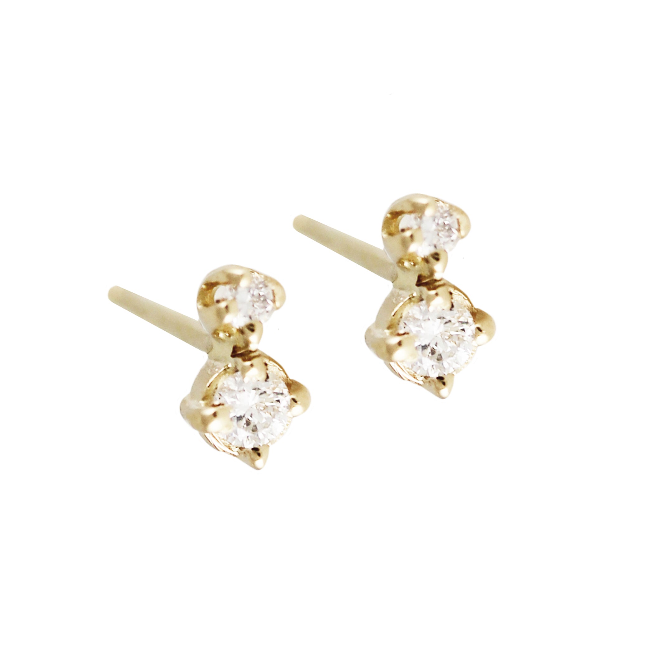 TINY DOUBLE DIAMOND STUD