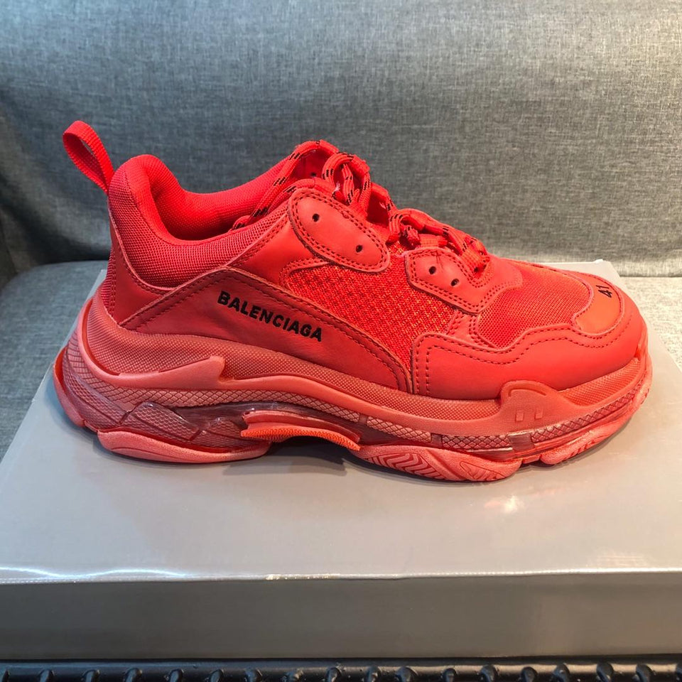 balenciaga triple s rouge