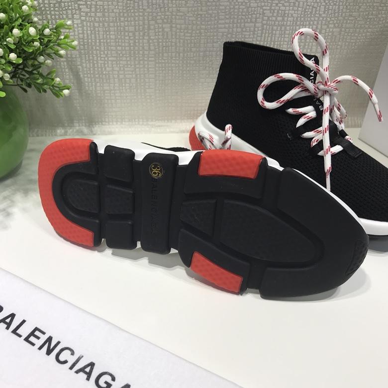 interieur balenciaga speed trainer