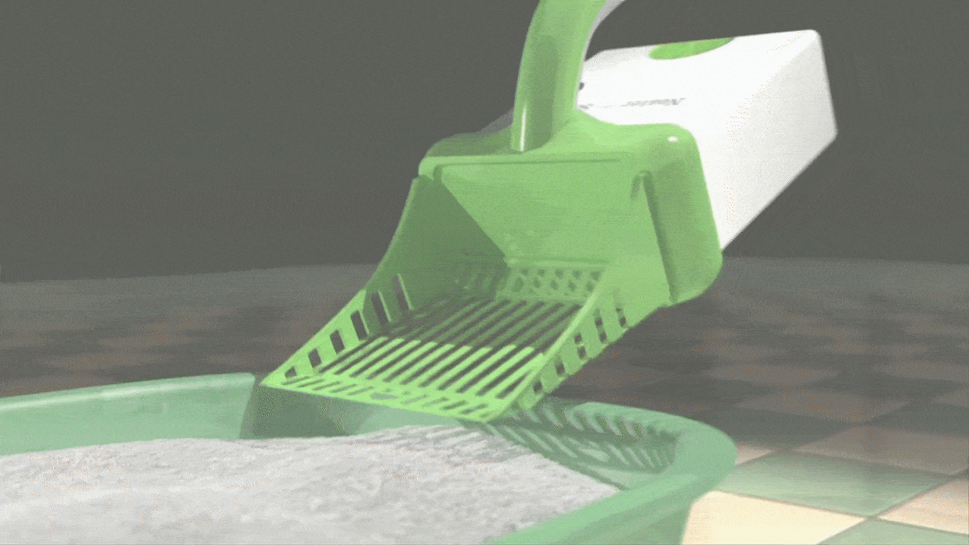 NeaterScooperMess ProofCatLitterScoop ezgif.com speed