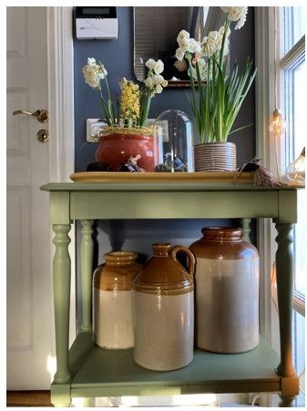 mix and match paint mixes Frenchic paints and side table.