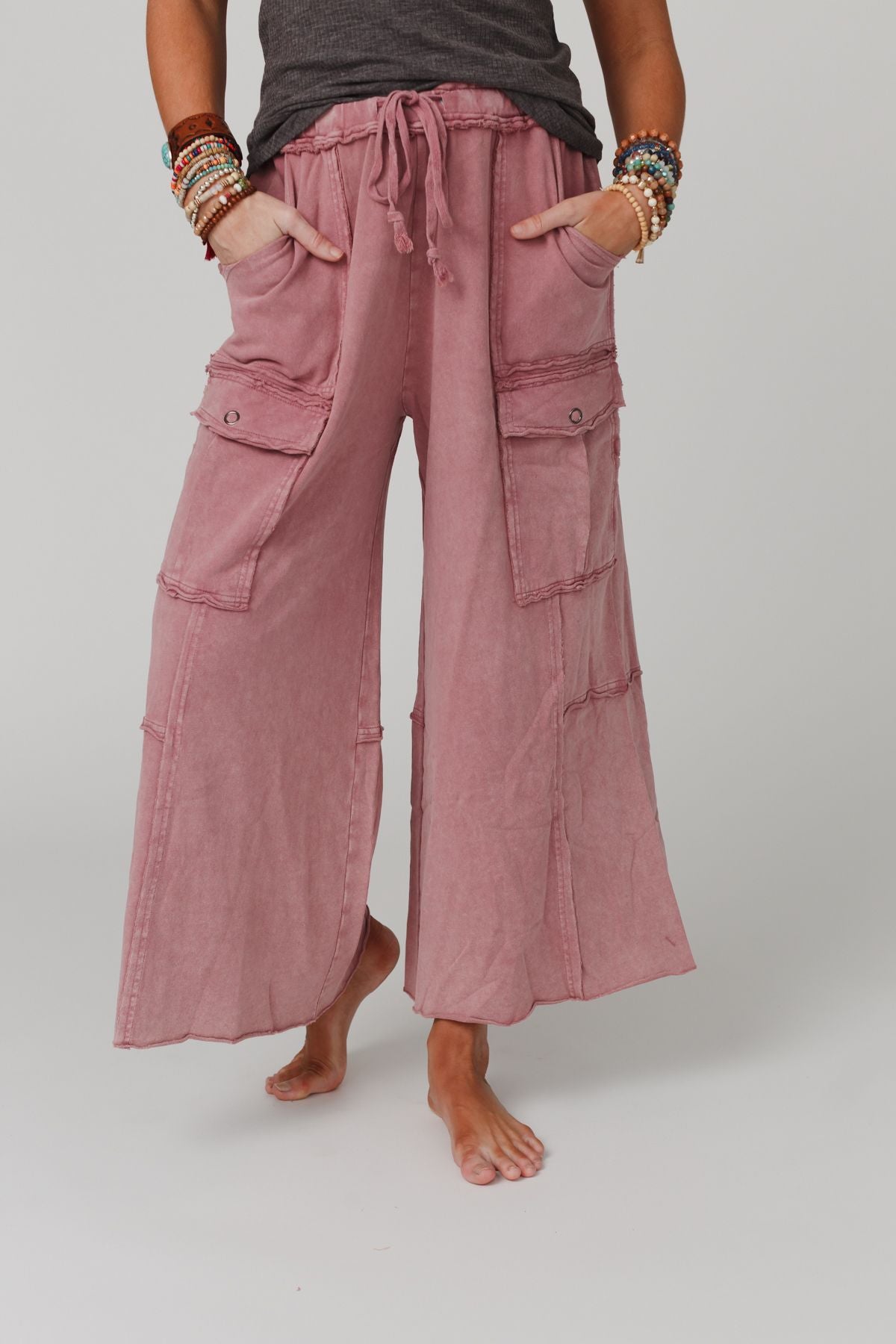 Burgundy Contrast Stitch Girls Cargo Pants | Hot Topic