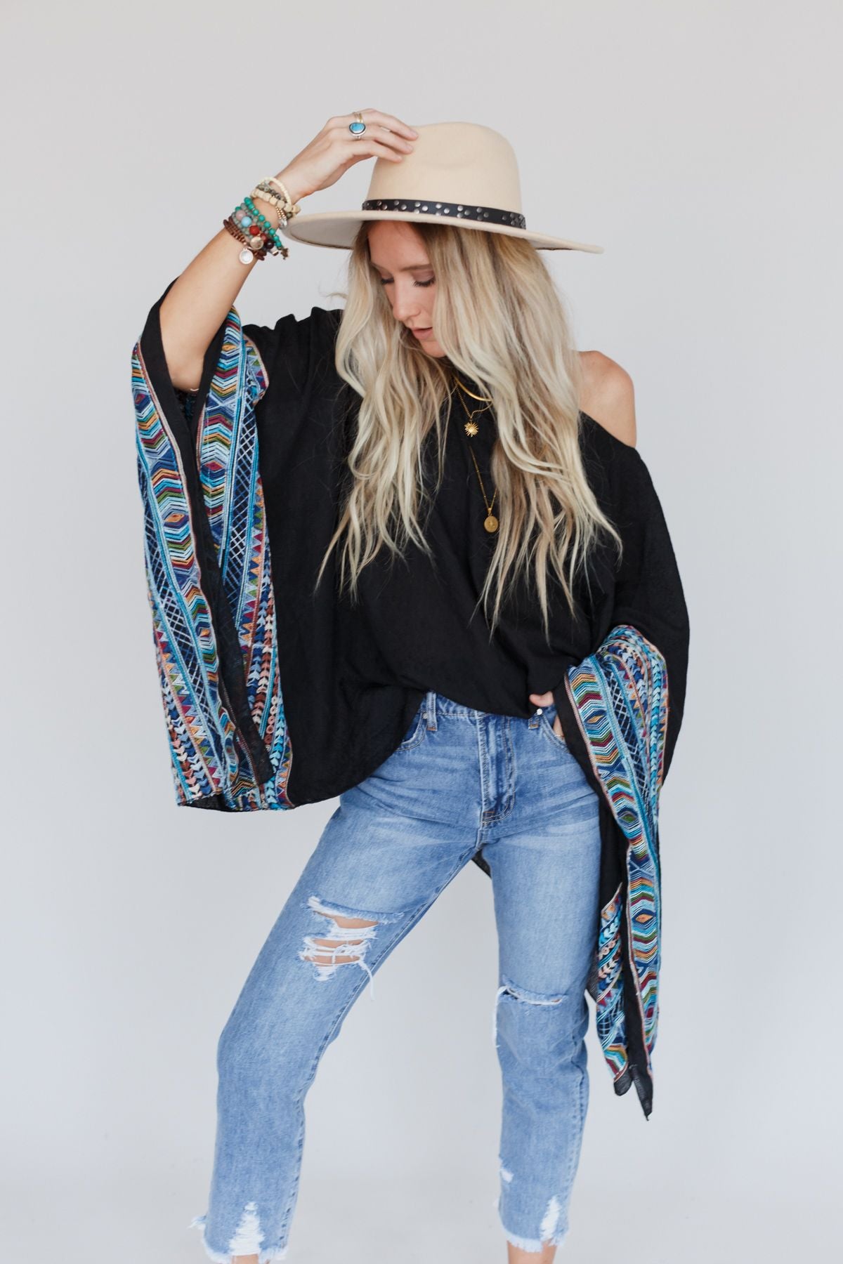 blackbird ／bohemian poncho-bydowpharmacy.com