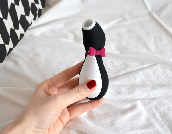 Satisfyer - Pro Penguin Rechargeable Clit Stimulator (Black)