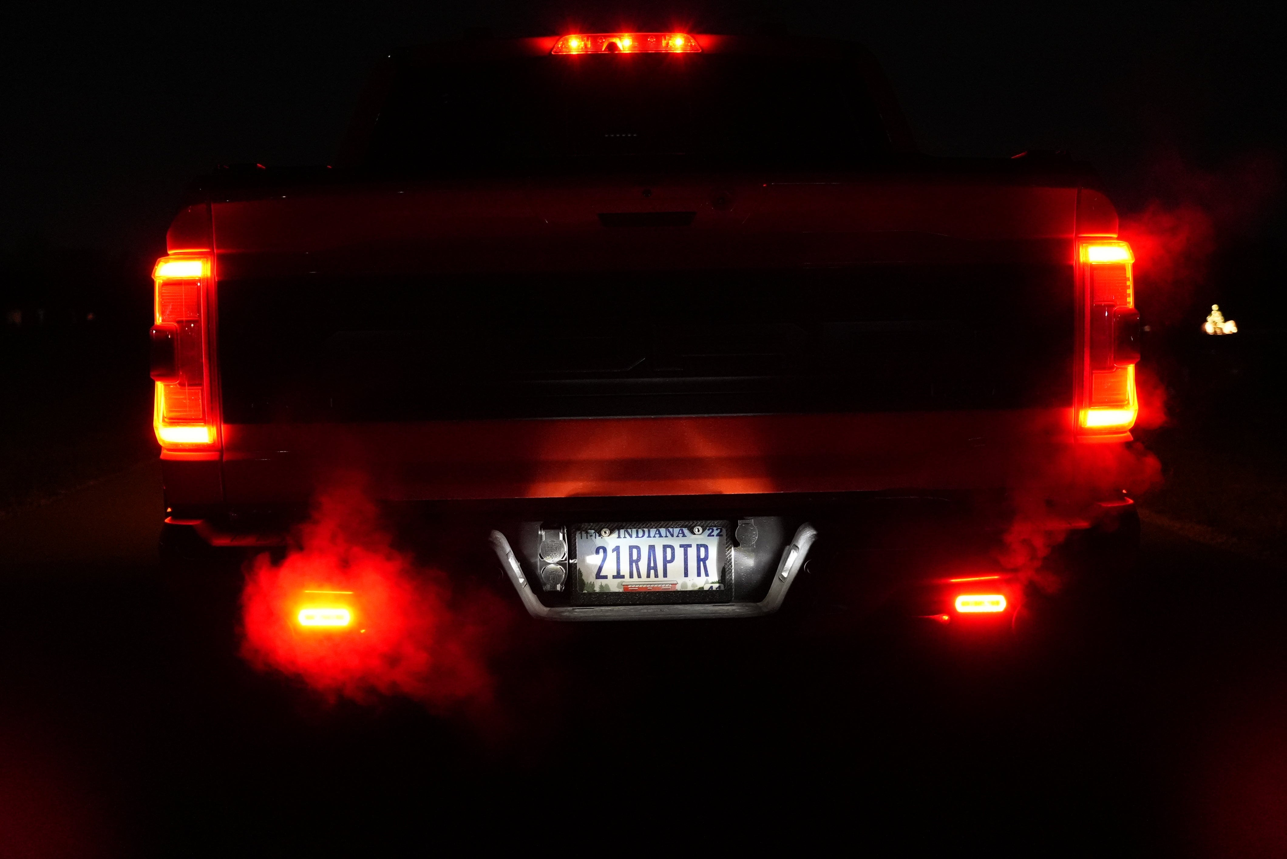truck with rear fog lights turned on