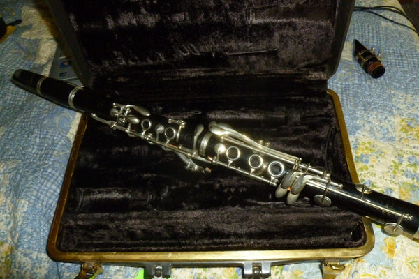 selmer signet clarinet serial number lookup