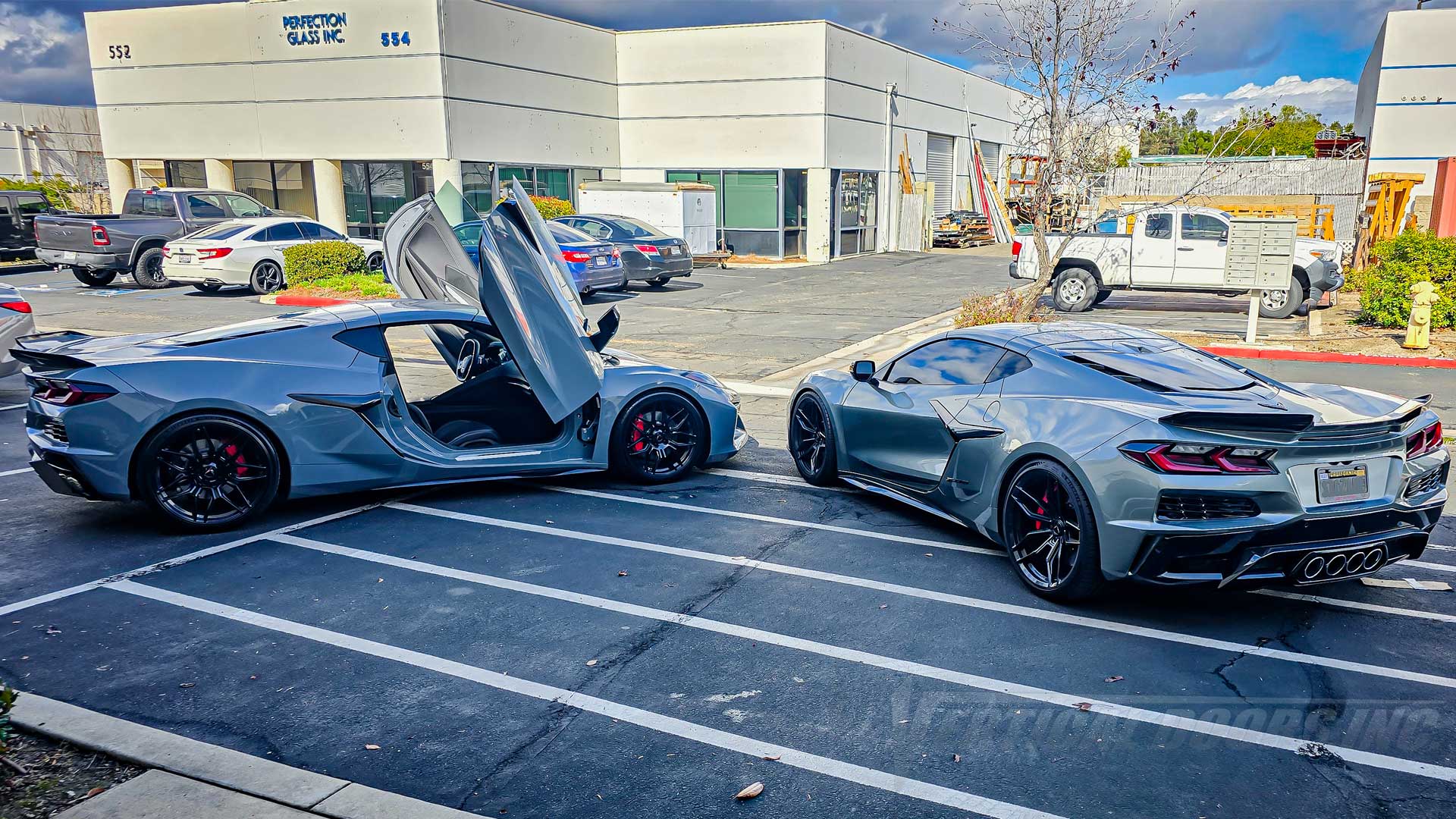 Chevrolet Corvette C8 with Lambo Doors & Widebody Z06 Conversion by Vertical Doors, Inc., Corvette C8 widebody kit, VDCCHEVYCORC820, VDCCHEVYCORC823Z06, 1LT, 2LT, 3LT, Z51, Z06, C8R, Z8ZR1, Stingray, Eray, Vette, Corvette, lambo doors, vertical doors, door conversion, scissor doors, butterfly doors, wing doors, Corvette C8 lambo doors, Corvette C8 vertical doors, Corvette C8 door conversion, Corvette C8 scissor doors, Corvette C8 butterfly doors, Corvette C8 wing doors,