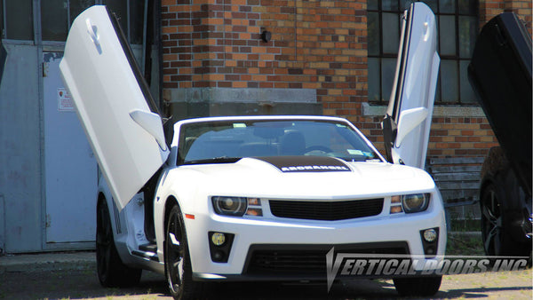 Installer | NewGen Customs| Holbrook, NY | 5th Gen Chevrolet Camaro with Vertical Lambo Doors Conversion Kit for Vertical Doors, Inc.