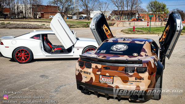 Installer | @camoraro| Kansas | @underland_queen Chevrolet Camaro from Kansas featuring Doors Conversion Kit from Vertical Doors, Inc.