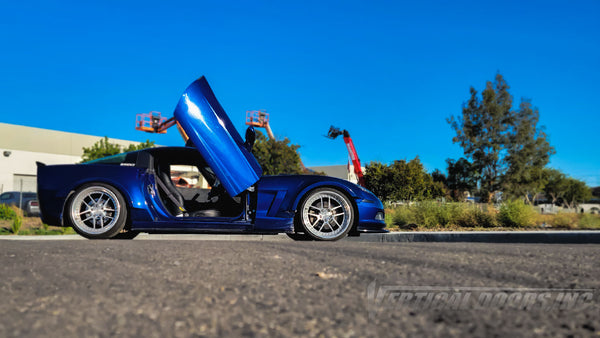 Check out Zach's Chevrolet Corvette C6 from California, featuring Vertical Door conversion kit by Vertical Doors, Inc. AKA "Lambo Doors" VDCCHEVYCORC60508 #Corvettec6 #Chevrolet #C6 #LamboDoors #VerticalDoors