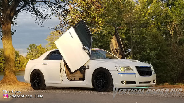 Slide Show, Joey's @decepticon_300c Chrysler 300 from Tennessee featuring Vertical Lambo Doors Conversion Kit