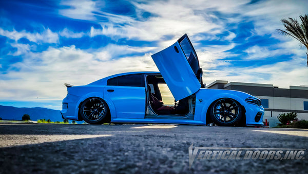 @kk_slowdown Two Tone Wrap Dodge Charger with Door conversion kit by Vertical Doors, Inc. AKA "Lambo Doors" VDCDC11 #DodgeCharger #Dodge #Charger #mopar #LamboDoors #VerticalDoors