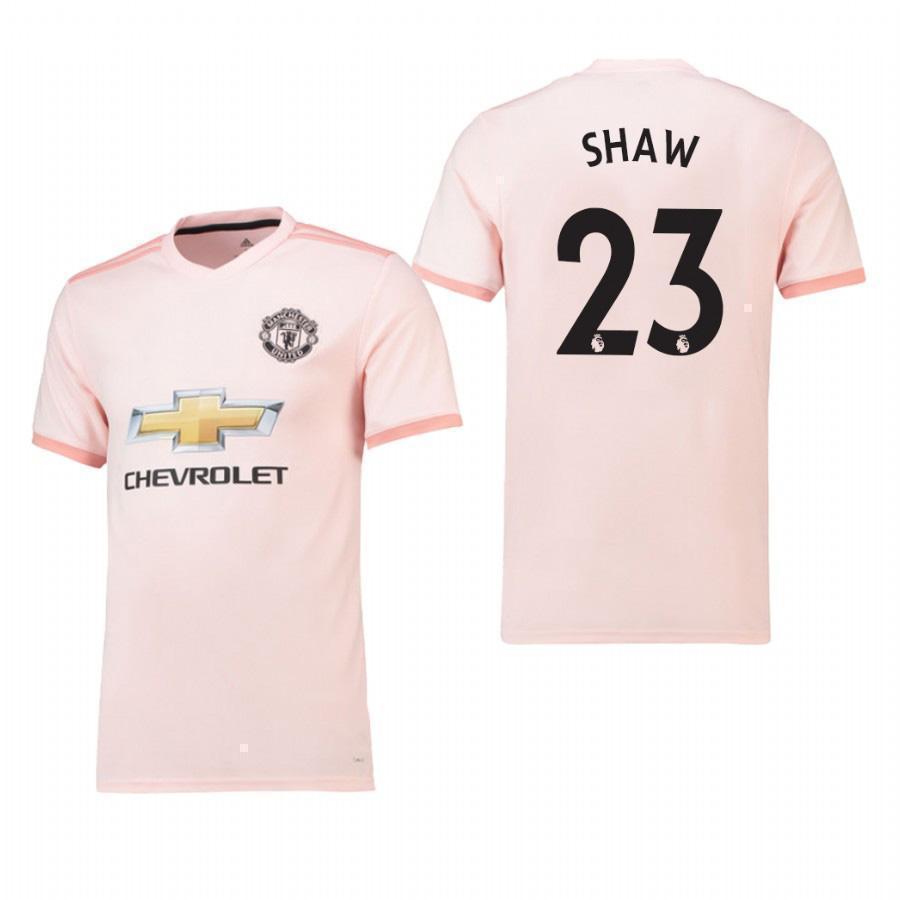 man utd shirt pink