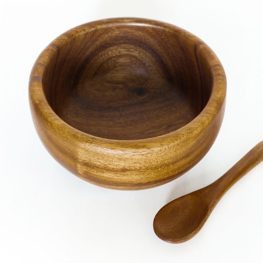 https://cdn.shopify.com/s/files/1/0179/9025/4692/products/WoodenCerealBowl_Spoon_Setof2_3_1600x.jpg?v=1702000303