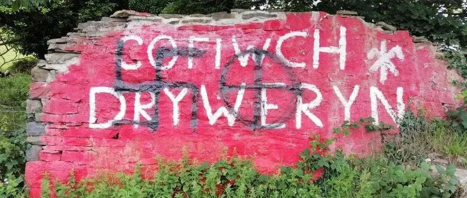 Cofiwch Dryweryn - Remember Tryweryn - Vandalisations