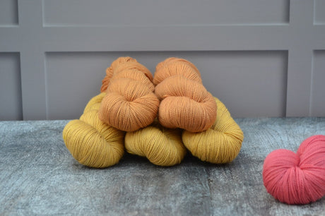 Hand dyed yarn 4 ply Merino