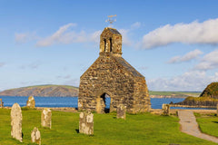 Pembrokeshire Coast National Park - Cwm yr Eglwys Chapel