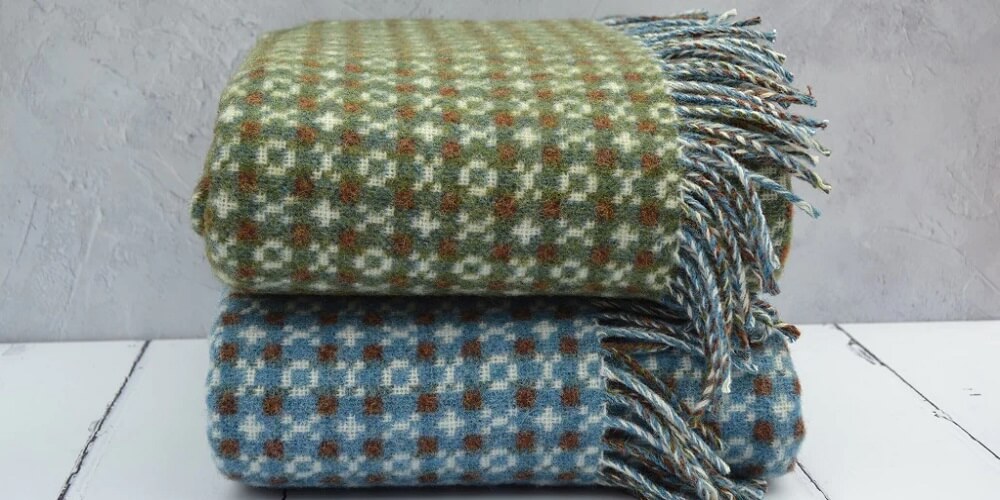 Welsh blankets, Tapestry blankets, Craft Courses - FelinFach