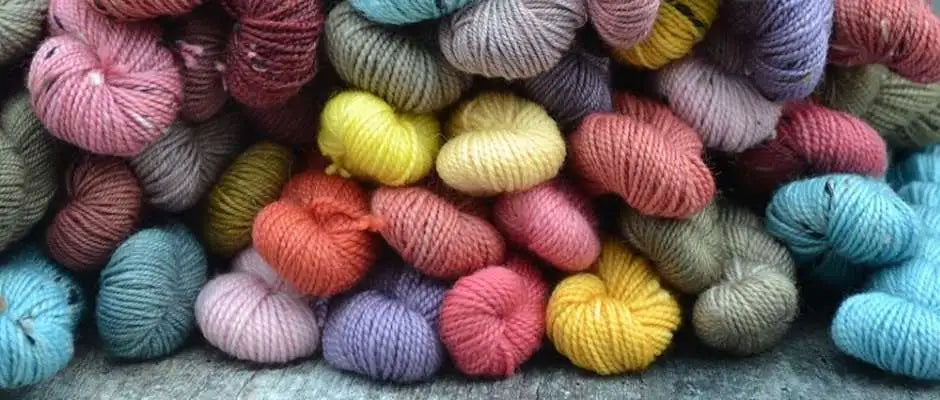 Hand dyed yarn UK - UK and Welsh yarn, dyed only with natural dyes