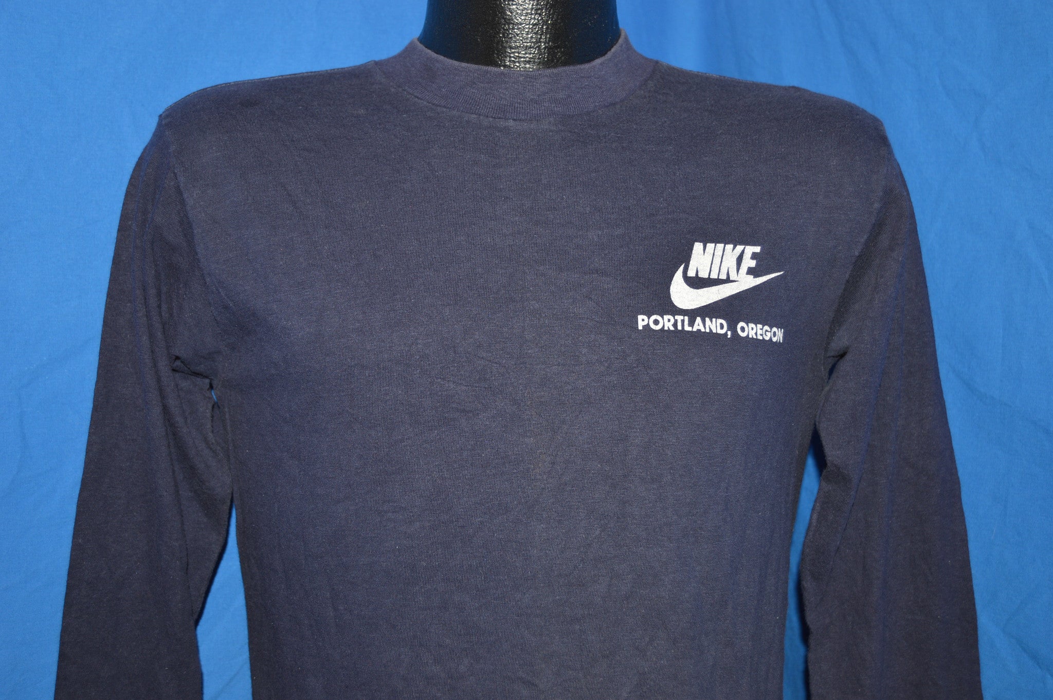 nike navy t shirt