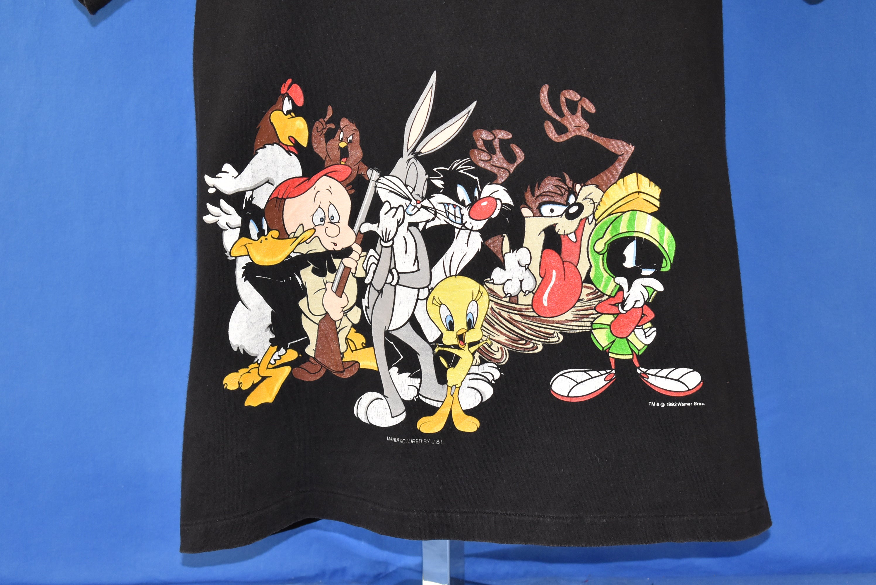 90s Looney Tunes Group Shot t-shirt Large - The Captains Vintage