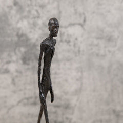 statue-homme-abstrait-art