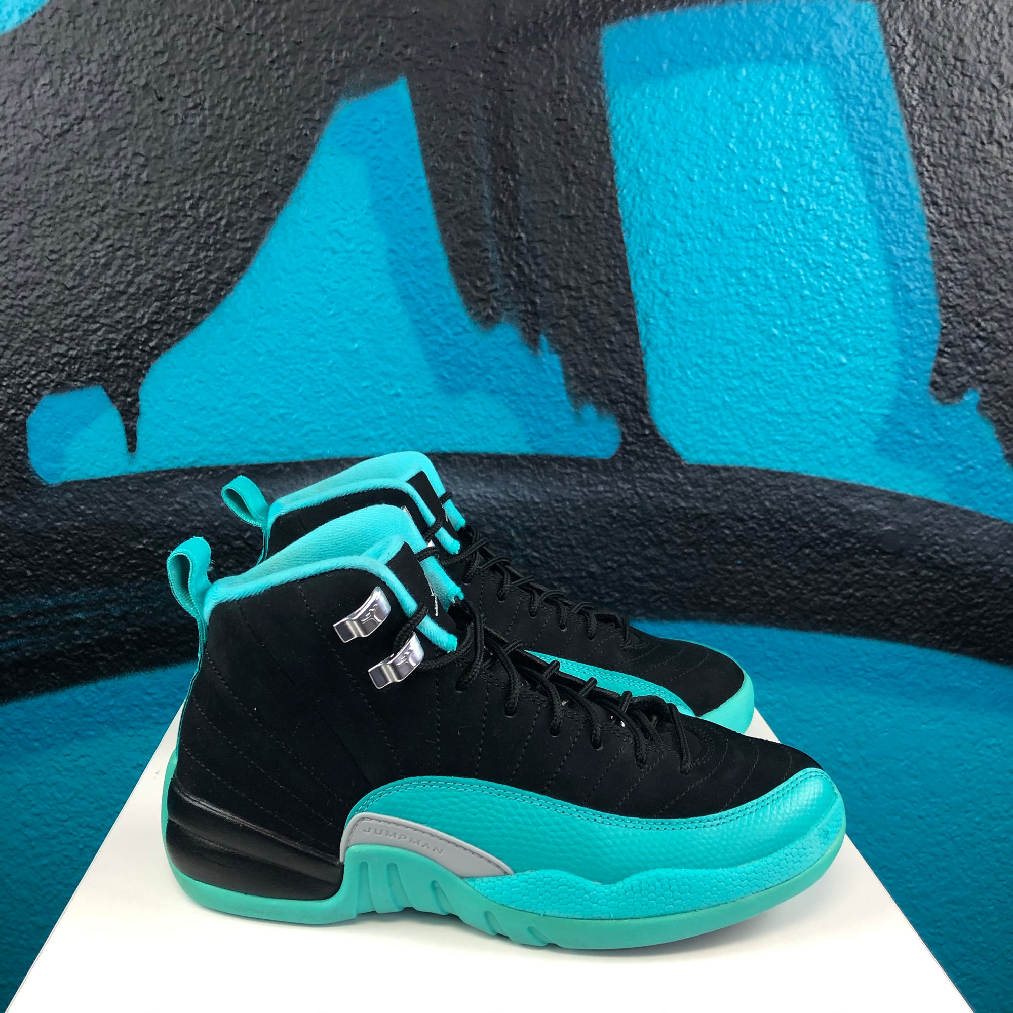 air jordan 12 hyper jade