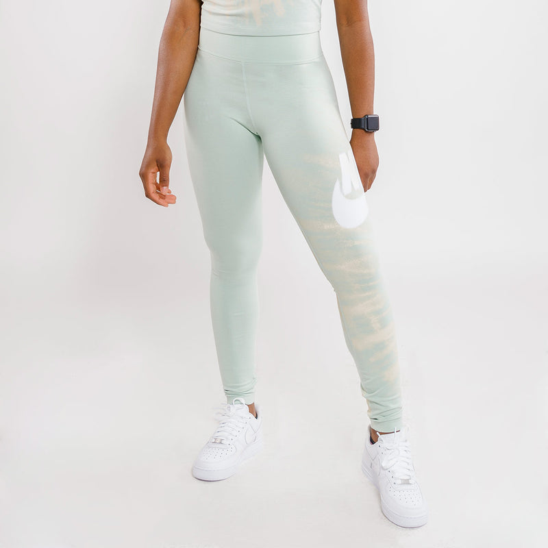 nike pistachio frost leggings