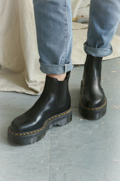 platform chelsea boots dr martens