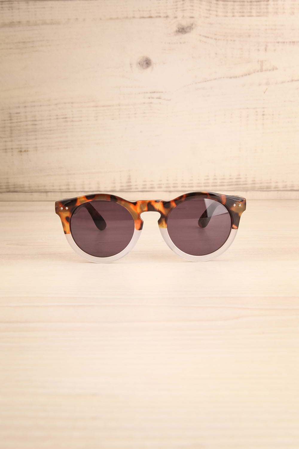 brown wayfarer