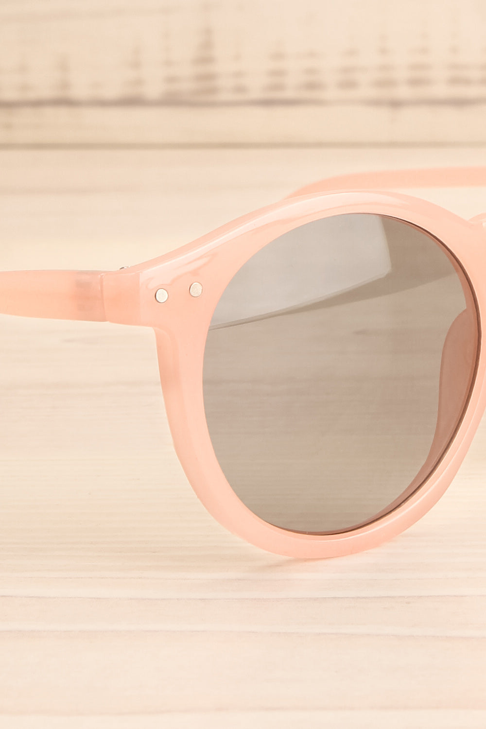 light up wayfarer sunglasses