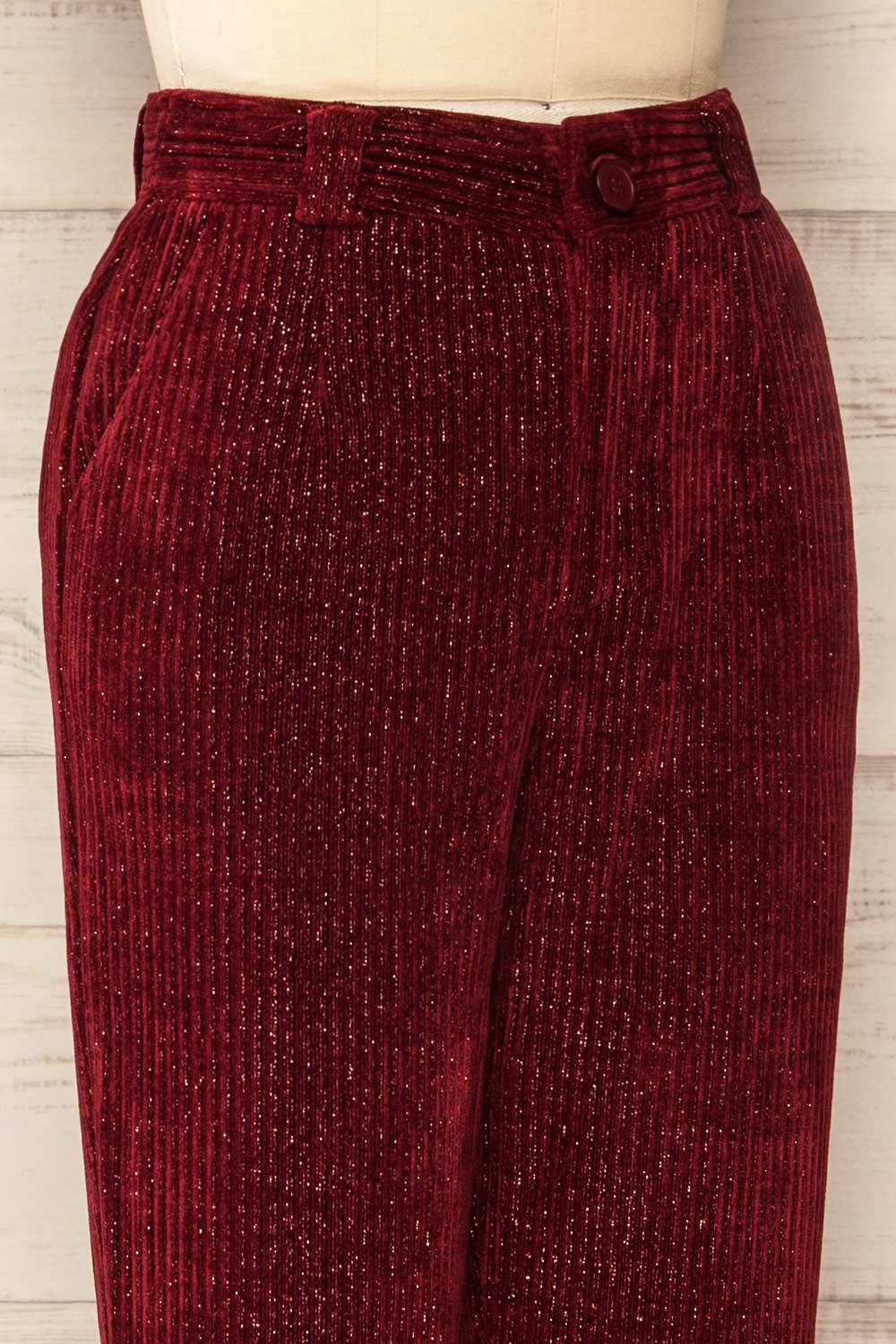 Sant-Boi Burgundy Shimmery Corduroy Pants | La petite garçonne