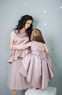 mother and daughter same party dress