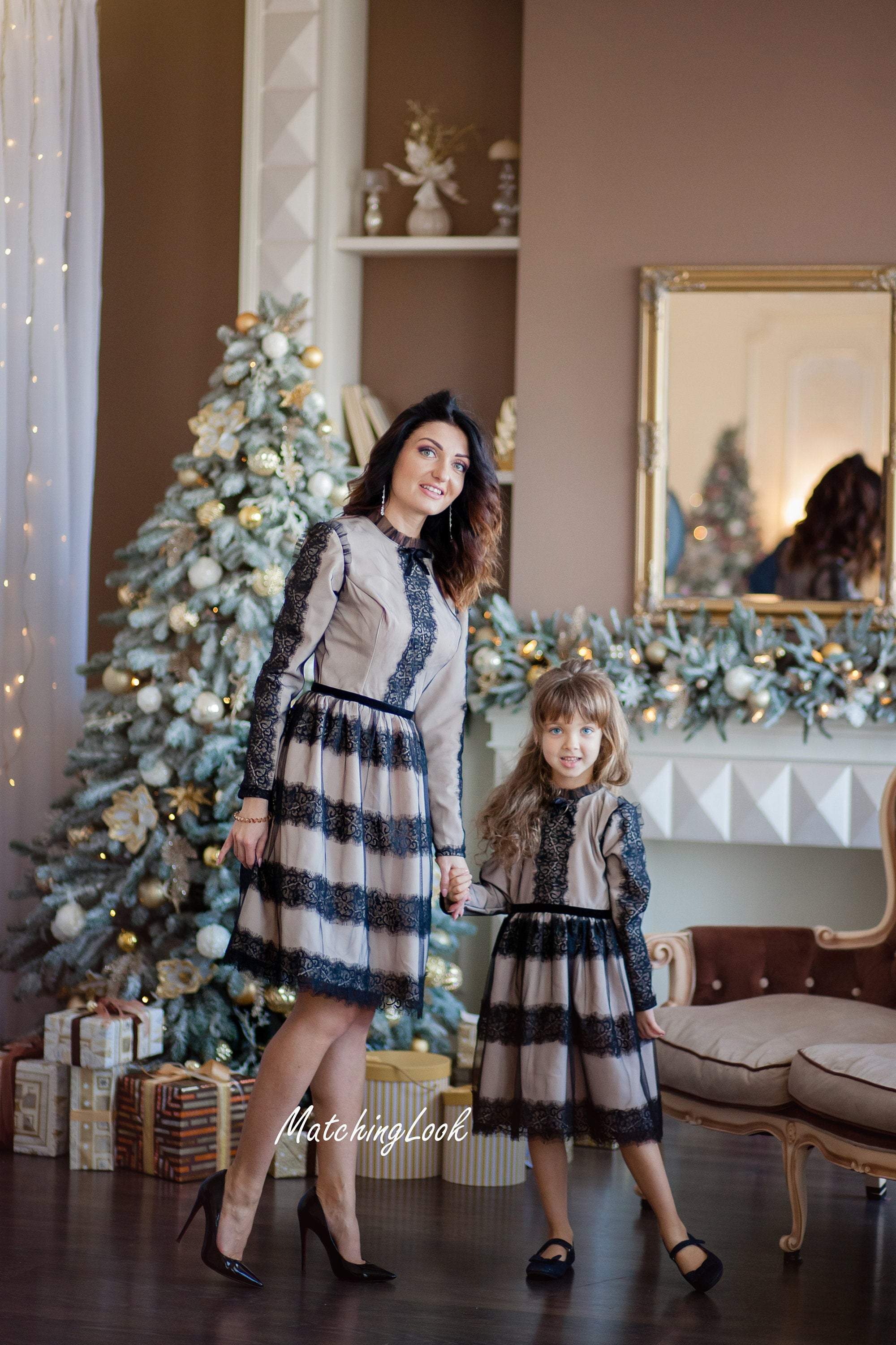 mother and daughter matching xmas dresses