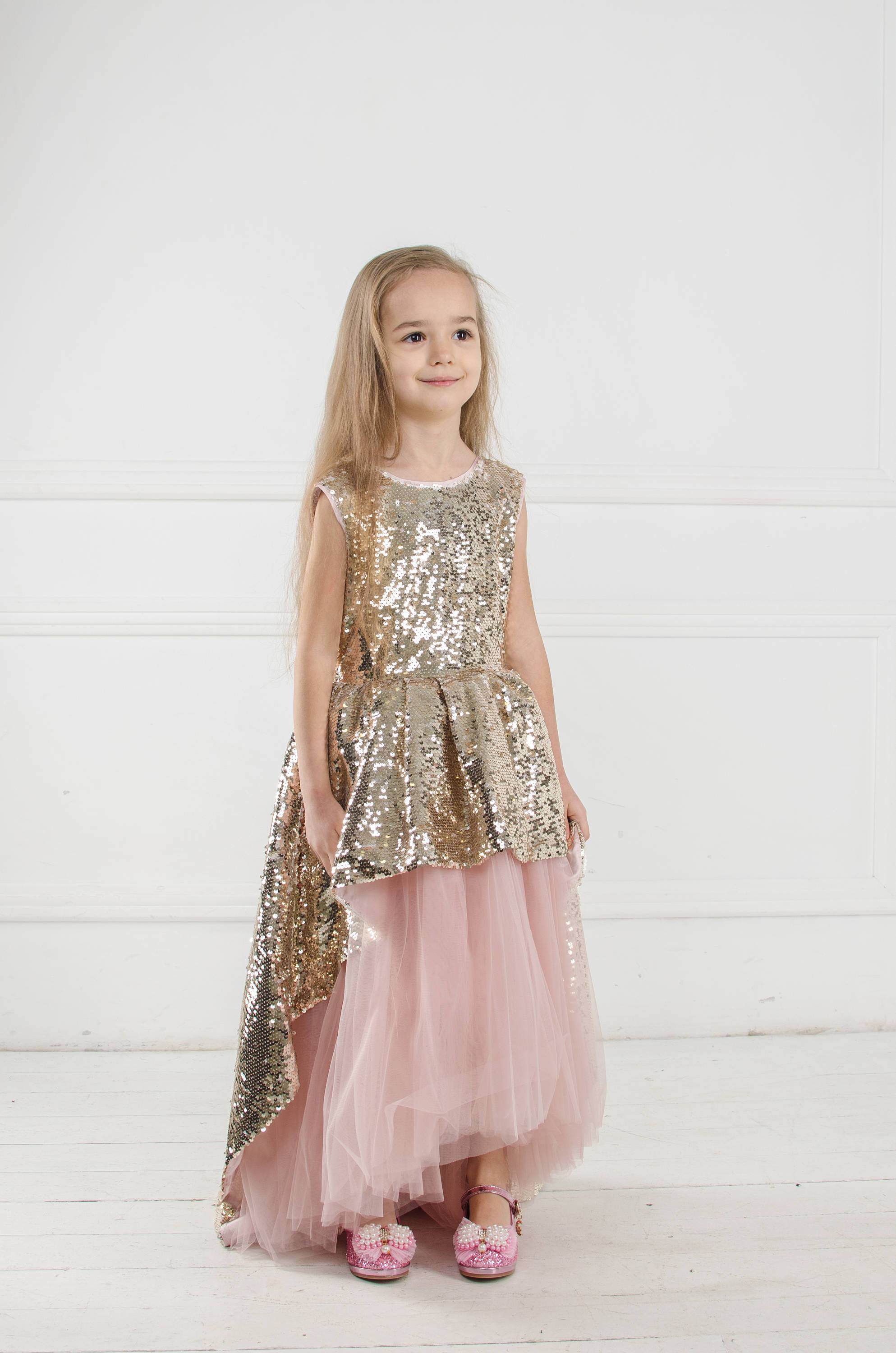 princess gold dress