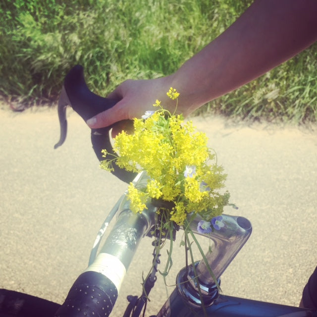 road bike flowers